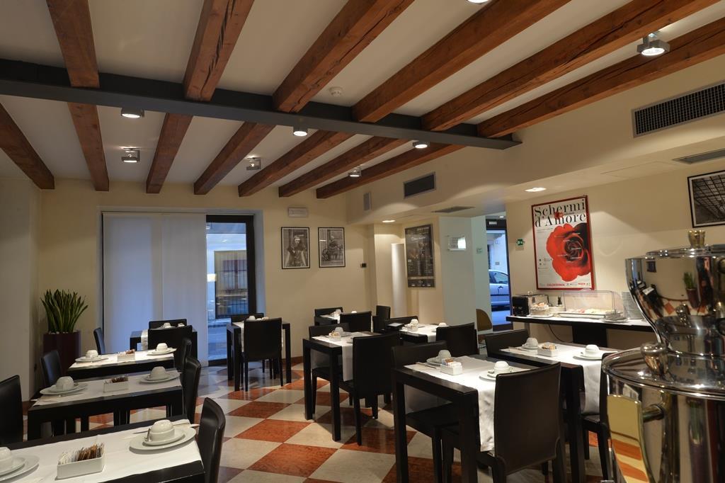 Best Western Hotel Armando Verona Bagian luar foto